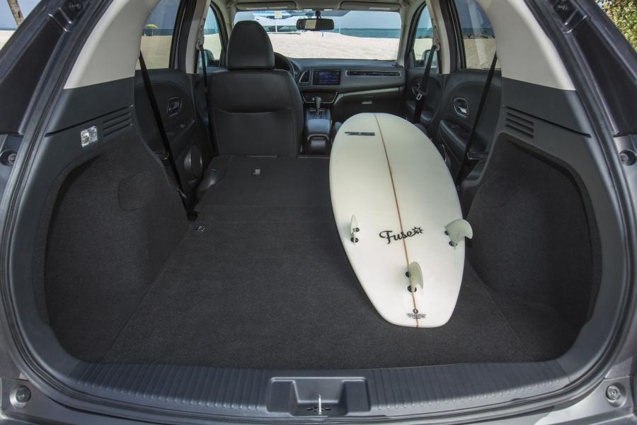 Багажник Honda HR-V 2015 года  (US) (фото 69 из 104)